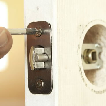 Lock Repairs. Haines Security.